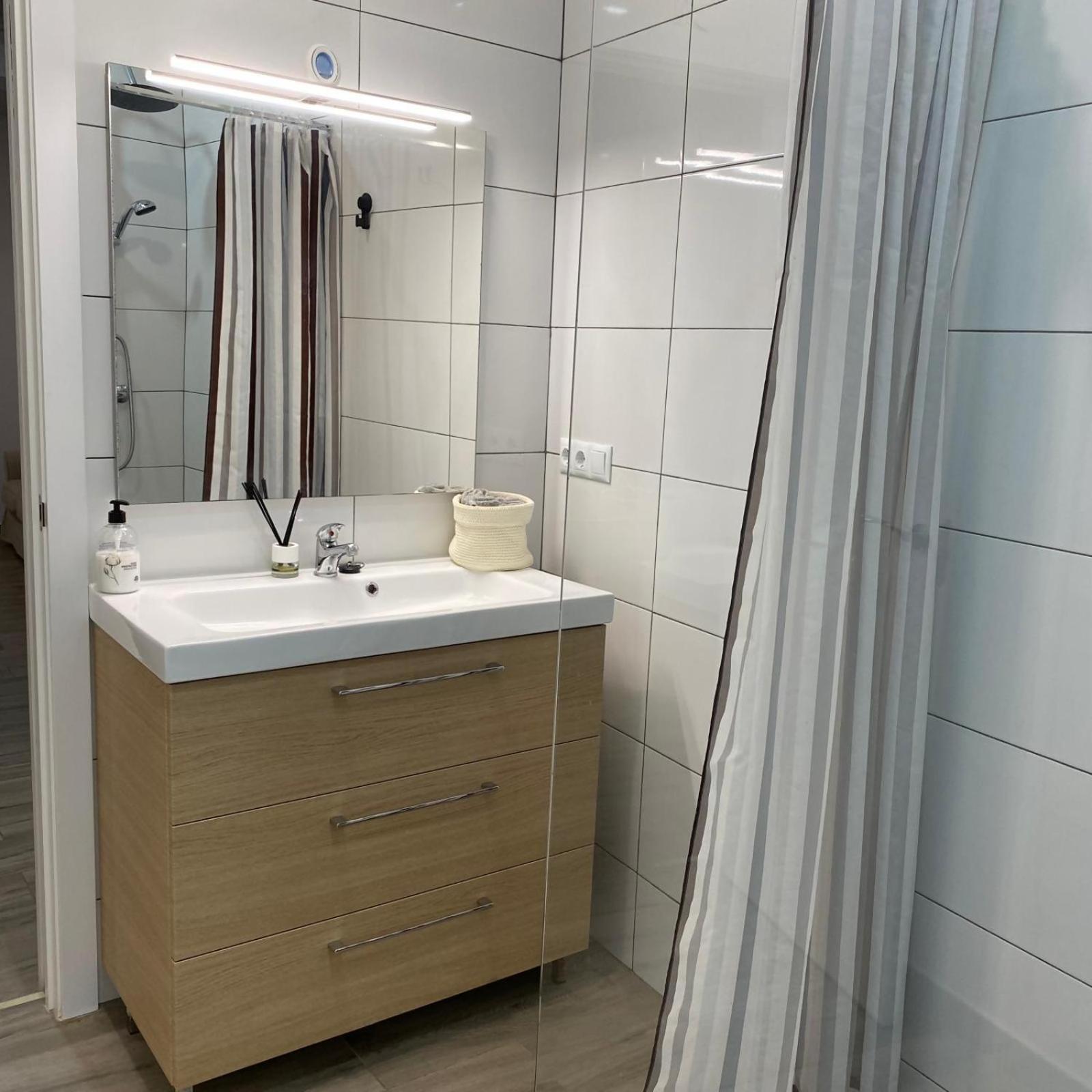Ferienwohnung Cal Feliu Piso Amplio En El Centro De Reus Exterior foto